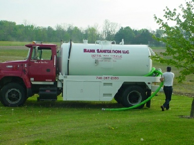 Septic System Pumping Truck